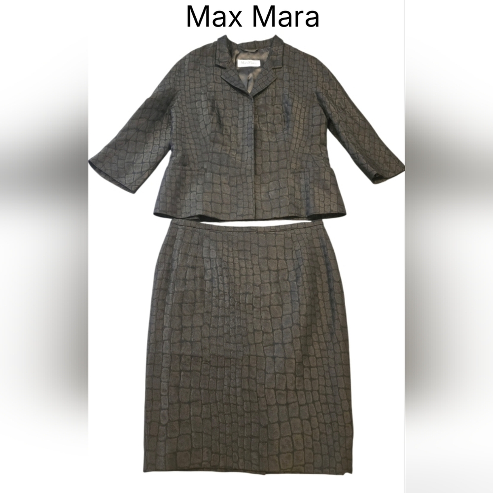MaxMara Gray Women's Jacket & Skirt Set
